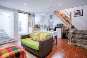 Smart-tv och eldstad