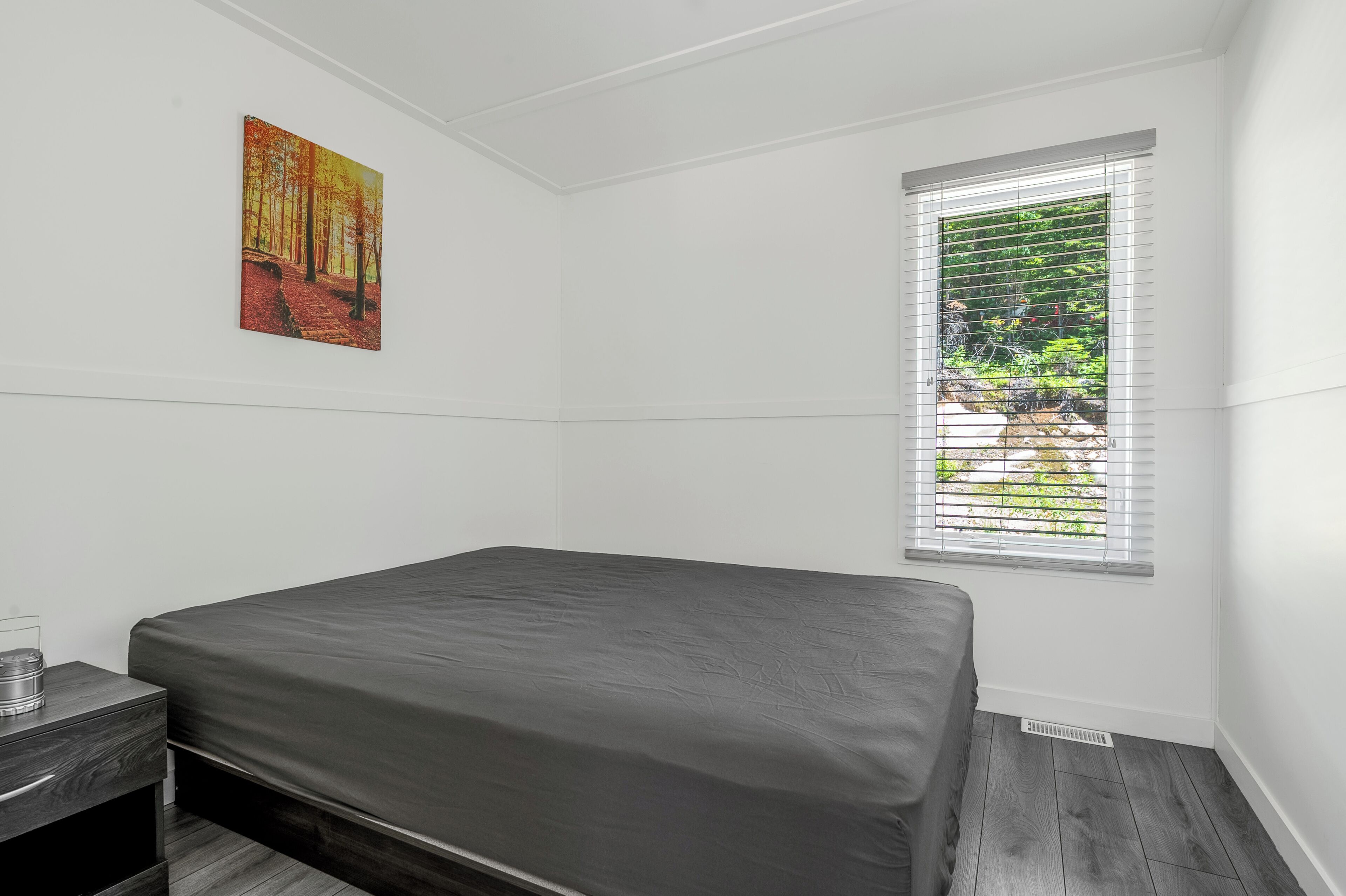 Bedroom (2)