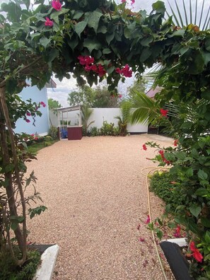Property grounds - Apartments in Paje (Paje)