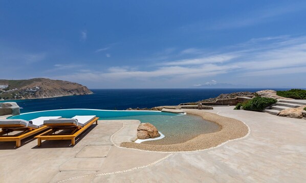 Outdoor pool - Lagoon Villa Mykonos (Mykonos)