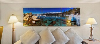 Palisades Tahoe Lodge Upgraded Loft Ski-in/out#336