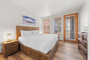 2 dormitorios, tabla de planchar con plancha, wifi gratis y ropa de cama