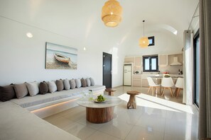 Smart TV - Vinebranch Villa with Private Pool (Thira)