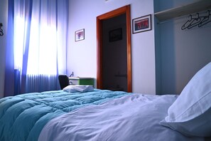 1 bedroom, desk, WiFi, bed sheets - Villa San Giuseppe Brindisi - Single Room Large (BRINDISI)