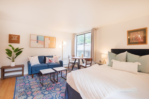 1 chambre, lit parapluie, Wi-Fi gratuit, draps fournis