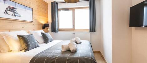 2 室のベッドルーム、WiFi、ベッドシーツ