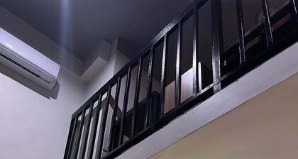 FREE Parking, Rental Car, 15 min to Airport, Renovated in Gated Community