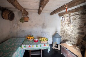 2 slaapkamers, een bureau, geluiddichte muren