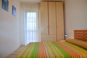 1 bedroom - Holiday apartment with air conditioning and balcony (Bibione)