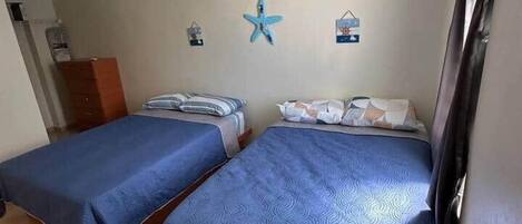 1 室のベッドルーム、アイロン / アイロン台、WiFi (無料)、ベッドシーツ