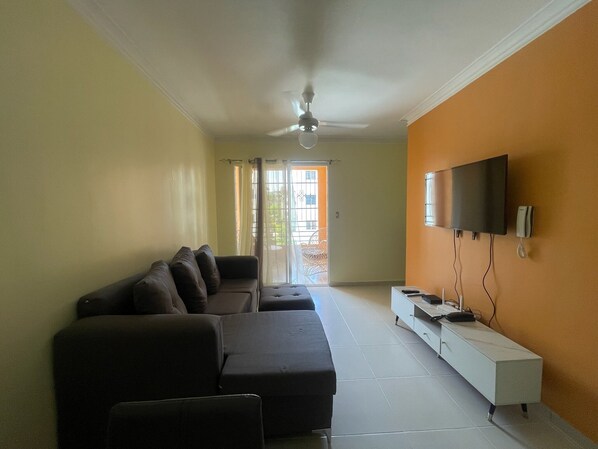 Living area - tranquilo y acogedor apartamento en zona privilegiada de Santo Domingo norte (Santo Domingo norte)