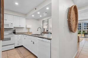 Condo, Multiple Beds, Patio, Pool View (High Pointe Resort 132) | Private kitchen | Coffee/tea maker