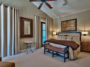 House, Multiple Beds, Pool Access, Pool View (Southern Grounds) | 3 bedrooms, individually decorated, individually furnished, bed sheets - Large Private Pool & Short Walk to Beach! Outdoor Tv!! (Santa Rosa Beach)