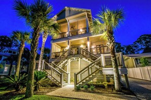 Exterior - Large Private Pool & Short Walk to Beach! Outdoor Tv!! (Santa Rosa Beach)
