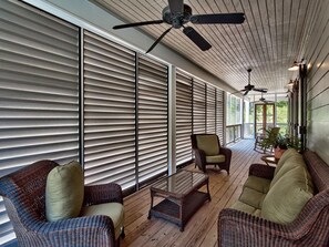 Interior - Large Private Pool & Short Walk to Beach! Outdoor Tv!! (Santa Rosa Beach)