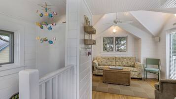 Ferienhaus, 1 Queen-Bett und Schlafsofa, Terrasse, Gartenblick (Margarita Days) | Innenbereich