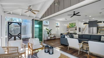 House, Multiple Beds, Patio, Garden View (Apres Sea) | Living area