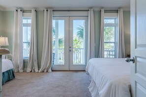 4 bedrooms, individually decorated, individually furnished, bed sheets - Pet Friendly Seacrest Beach Home With Room for 14 (Panama City Beach)