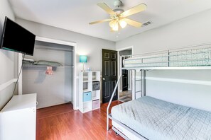 3 chambres, bureau, accĂšs Internet, draps fournis