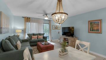 Townhome, Multiple Beds, Patio, Garden View (Cassine Gardens 219) | Living area