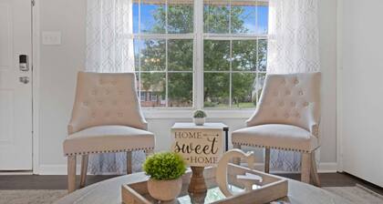 Charming House Close to Fort Campbell and Casino