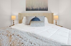 House, Smoking - Charming House Close to Fort Campbell and Casino (Clarksville)