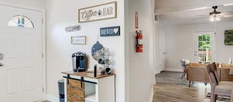 Cozy Oasis of Downtown Clarksville