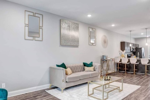 Huis | 2 slaapkamers, een bureau