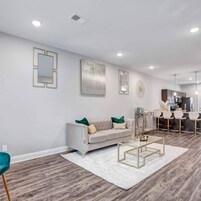 2 habitaciones y escritorio 