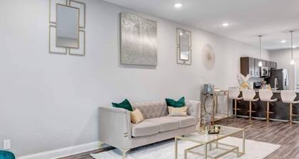 A Taste of Luxe Upscale Condo Near Nashville and Ft Campbell