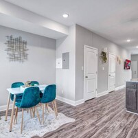 2 habitaciones y escritorio 