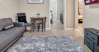 Serene Downtown Clarksville Villa