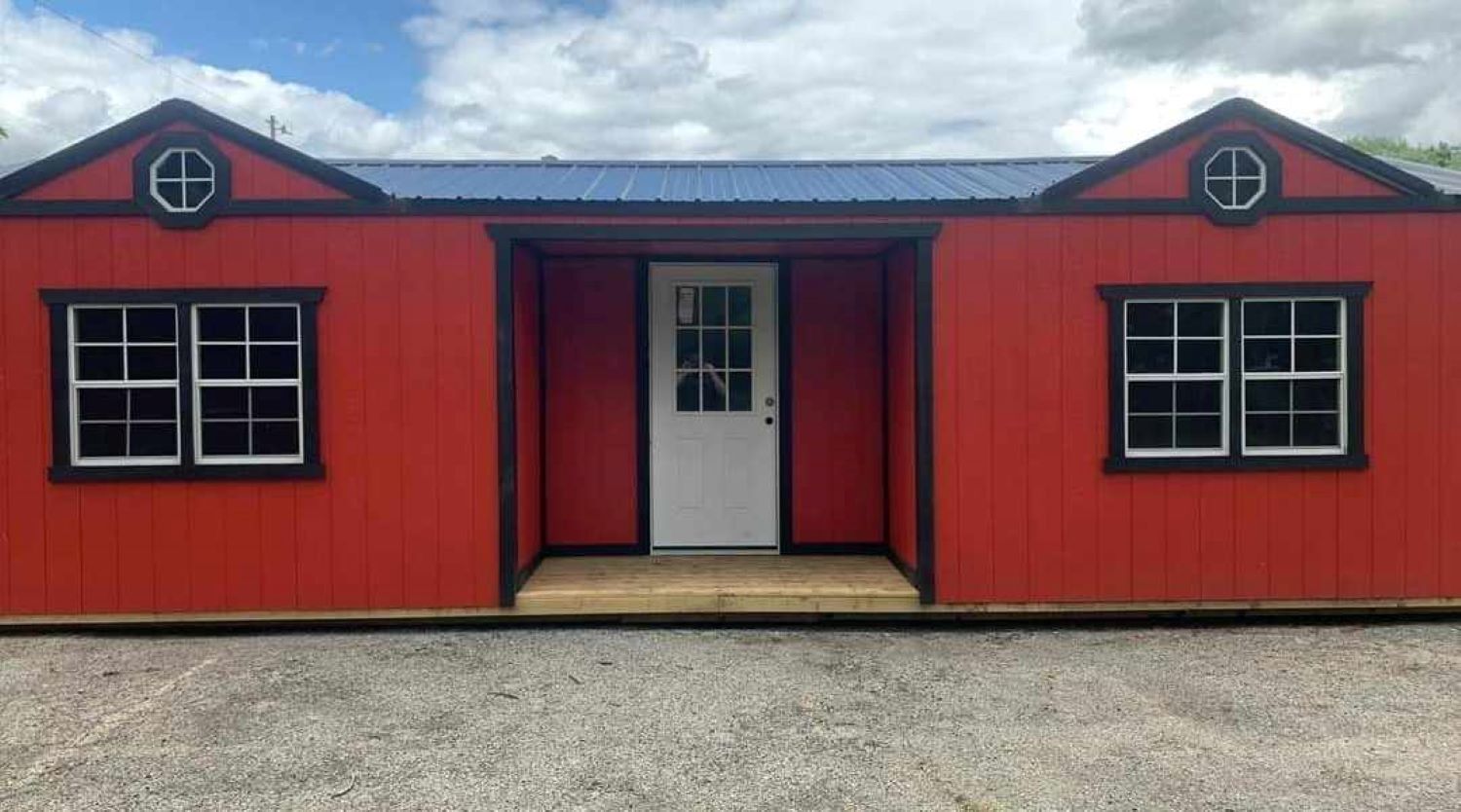 Delightful 1 Bedroom Bunkhouse in Flatwoods, WV