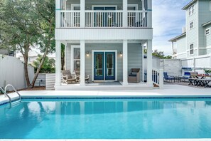 Pool - Private Pool & .2 Miles to Beach + 4 Bikes - Heated Pool Option (Santa Rosa Beach)