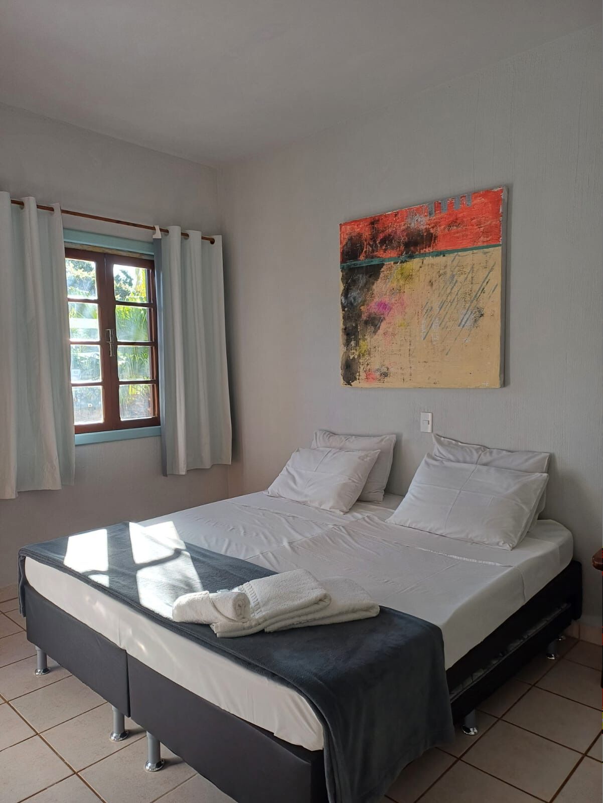 Suites Premium  Pousada Buena Onda SC | 1 quarto, roupas de cama premium, individualmente decorados