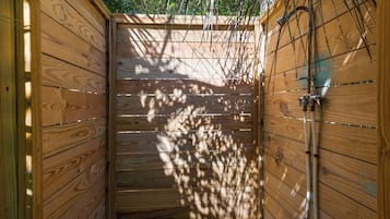 獨棟房屋, 多張床, 可使用泳池, 泳池景觀 (Petit Bonheur) | 浴室 | 毛巾、衛生紙