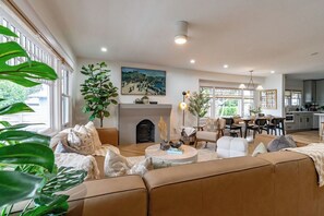 TV, fireplace, offices