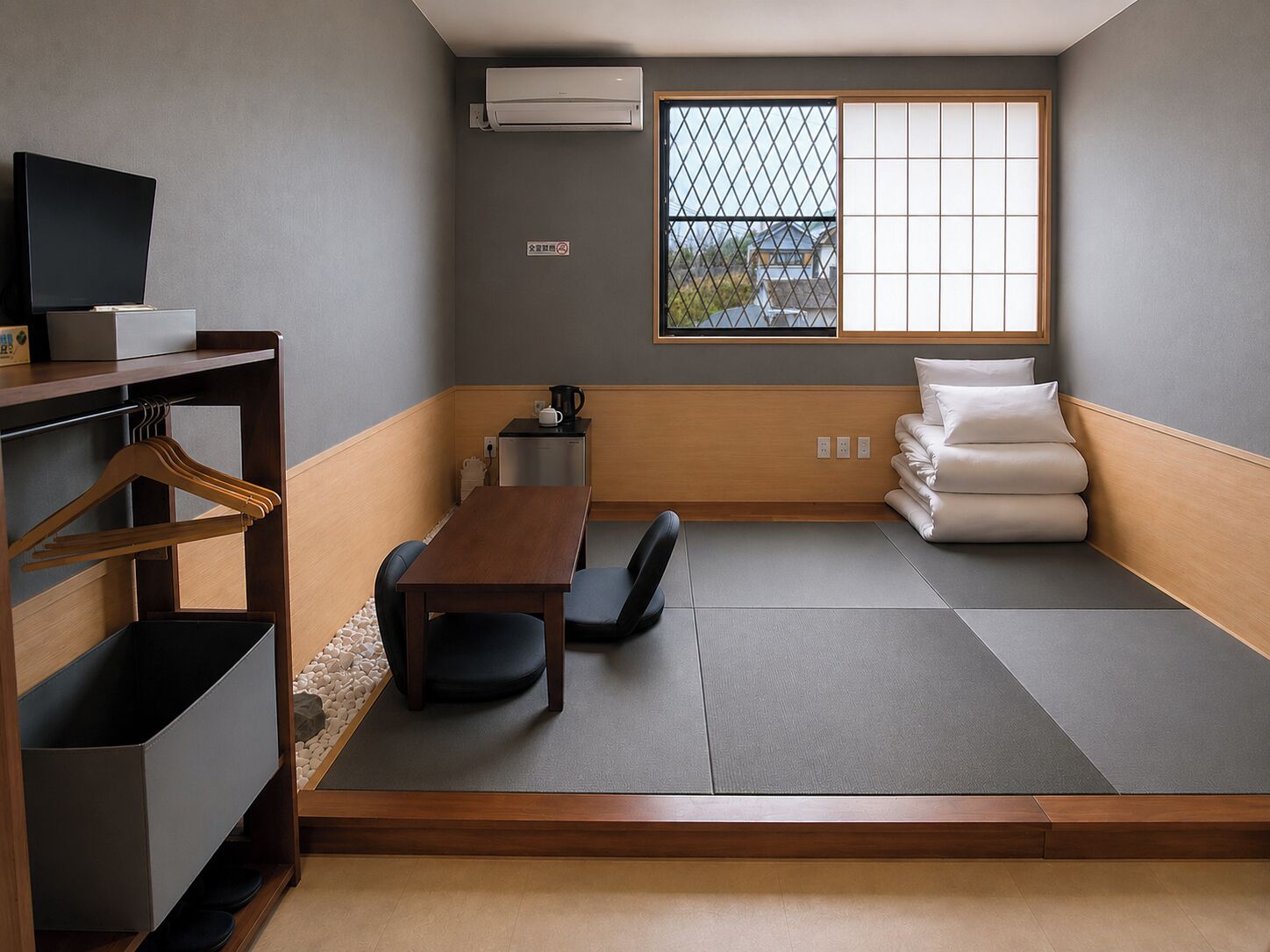 Superior Double Room, Japanese Futon, Non Smoking, Private Bathroom | Desk, laptop workspace, soundproofing, WiFi (free)