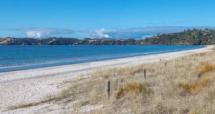 Sweet Hartley - Onetangi Holiday Home