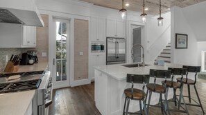 House, Multiple Beds, Patio, Garden View (Sea Echo) | Private kitchen