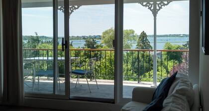 Family vacation in Beautiful Carriage house