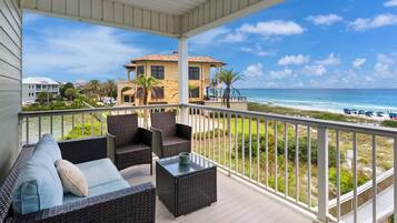 Stadtwohnung, Mehrere Betten, Terrasse, Meerblick (Sea Haunts 1A) | Terrasse/Patio