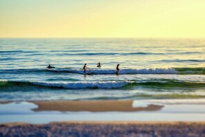 Beach nearby - Seagrove 5 Bedroom - Deeded Beach - Elevator - Community Pool - Sleeps 12! (Santa Rosa Beach)