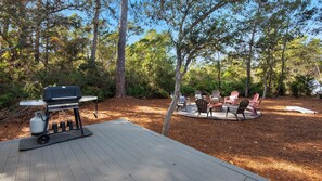 Grill-/Picknickplatz