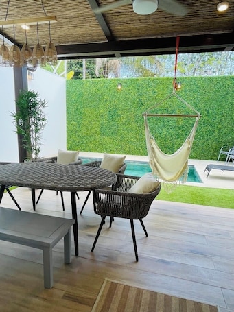 Terrace/patio. Casa Lapa Roja