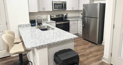 New Cozy Spot by Lackland & Seaworld