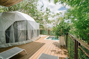 Private pool