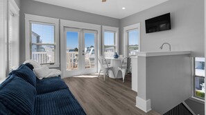 하우스, 침대(여러 개), 파티오, 바다 전망 (Baum’s Away) | 거실 공간