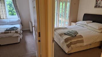 2 habitaciones, tabla de planchar con plancha y wifi gratis