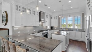 獨棟房屋, 多張床, 可使用泳池, 海景 (Emotional Rescue) | 私人廚房 | 咖啡機/沖茶器